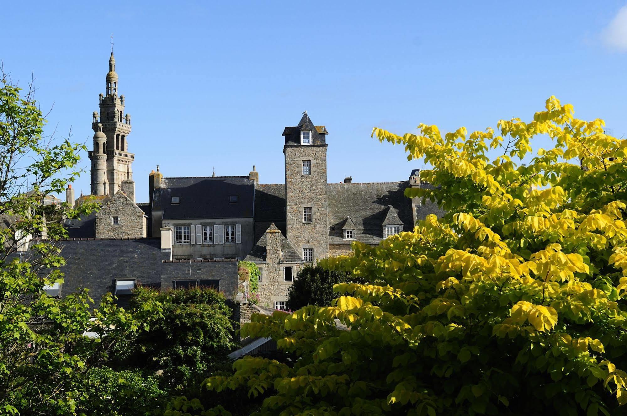 Hotel La Residence Des Artistes Roscoff Exteriör bild